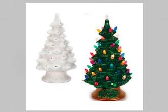 Paint Nite Innovation Labs: Ceramic Christmas Tree